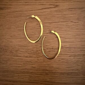 India Hicks Shiny Gold Oval Hoop Earrings